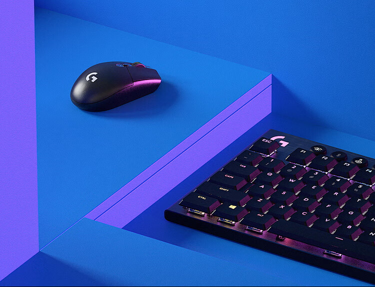 罗技（Logitech）G304 LIGHTSPEED 无线游戏鼠标 电竞吃鸡鼠标 轻质便携 绝地求生鼠标宏编程 白色